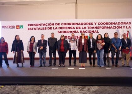 Santiago Nieto junto a dirigentes de Morena durante la presentación de coordinadores estatales